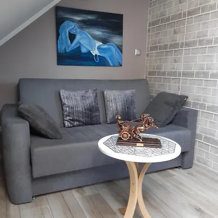 Maly Apartamencik Teo 2 Pokoje Z Balkonem I Domki