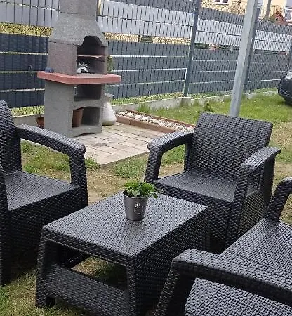 Maly Apartamencik Teo 2 Pokoje Z Balkonem I Domki *
