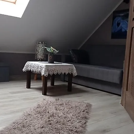Maly Apartamencik Teo *